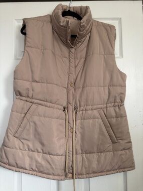 SHEIN Light Taupe Quilted Puffer Vest